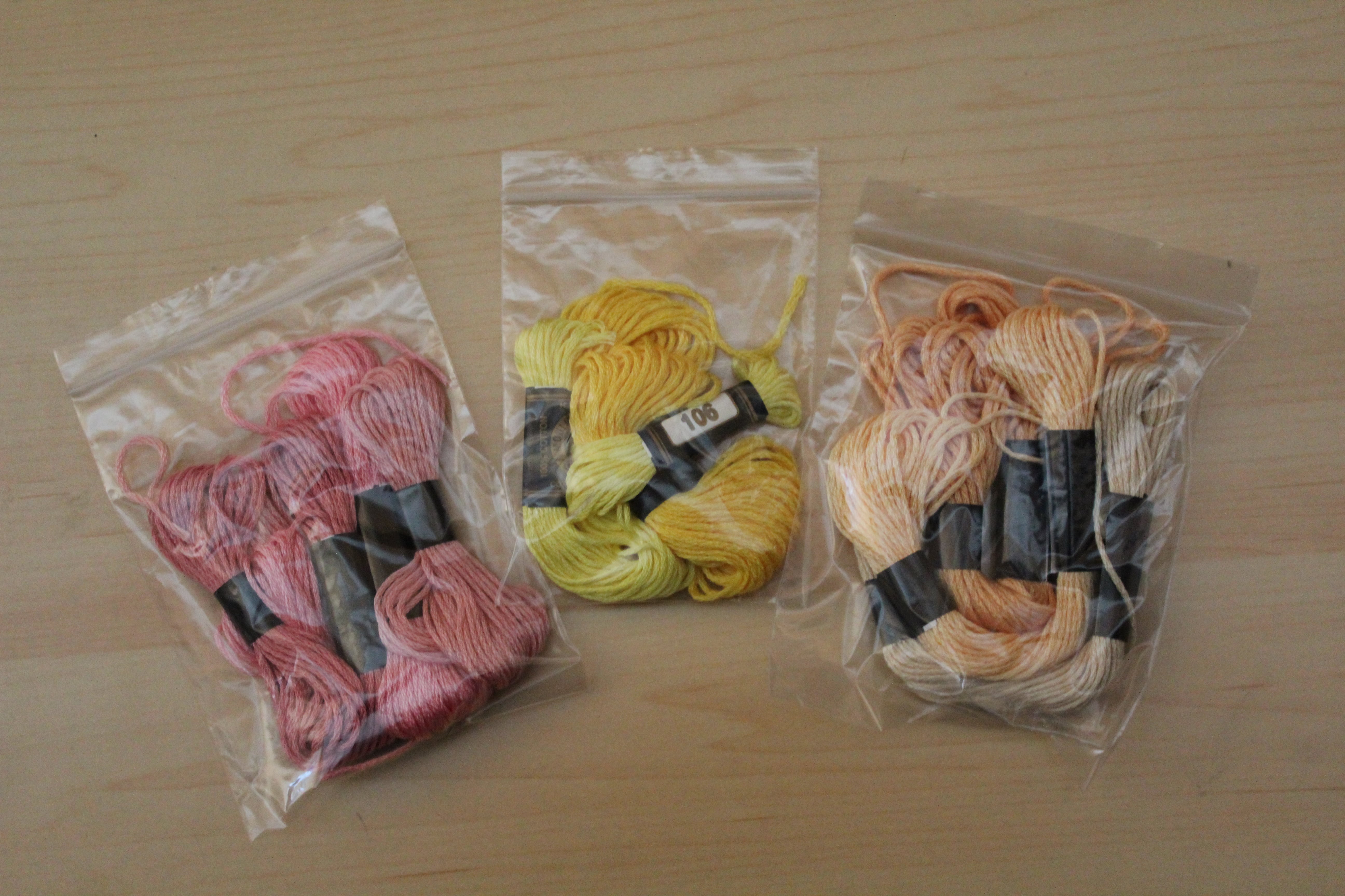 threads in bags photo